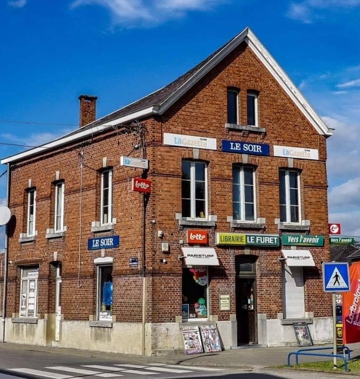 Rayon presse et magazines - Librairie à Couvin Le Furet