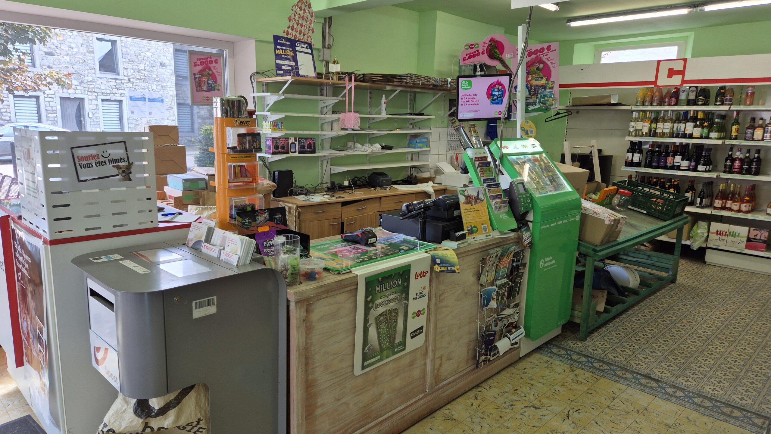 Rayons alimentation générale - Épicerie à Olloy-sur-Viroin
