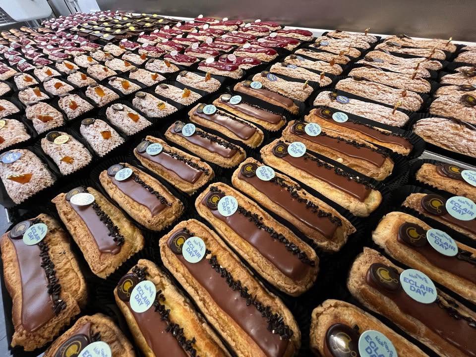 Éclairs au chocolat faits maison - Pâtisserie à Chimay maCaro'n Co