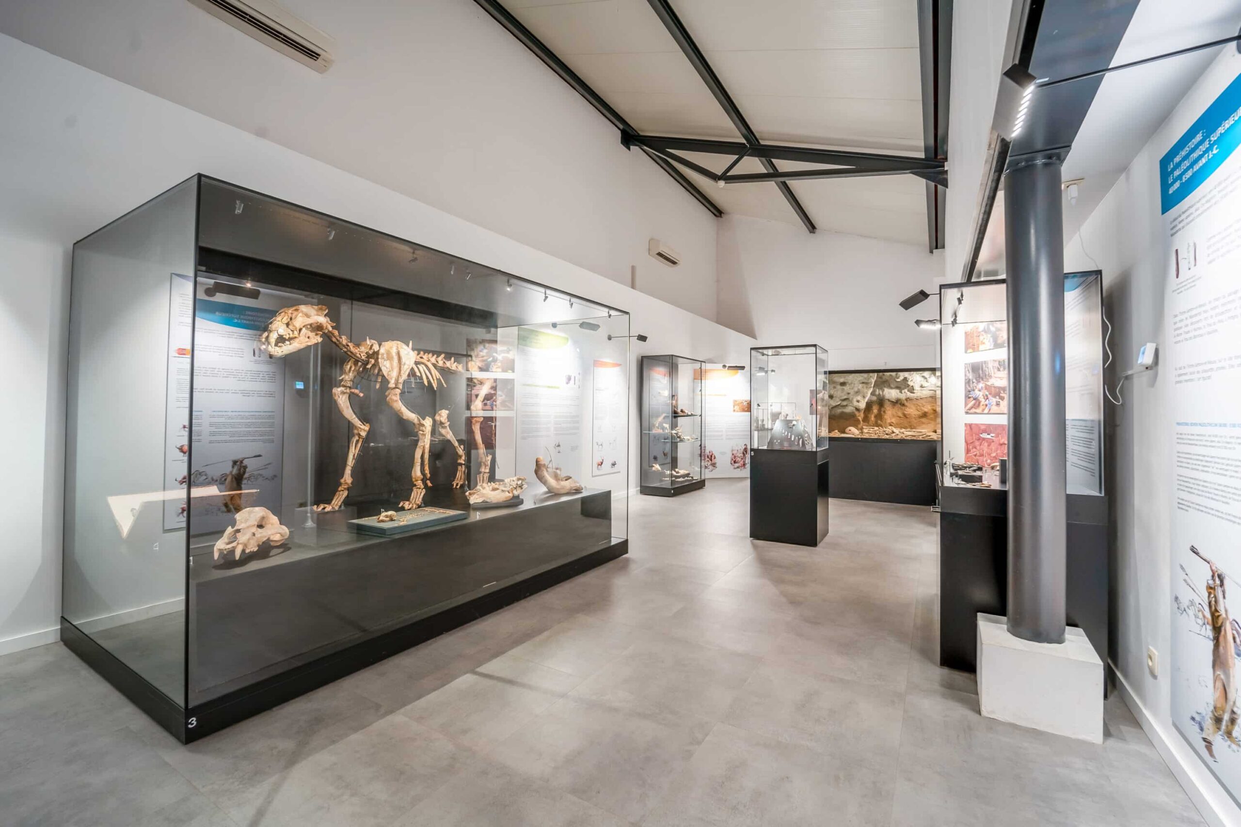 Le parc de la Préhistoire - Musée à Treignes, Musée du Malgré-Tout (Viroinval)